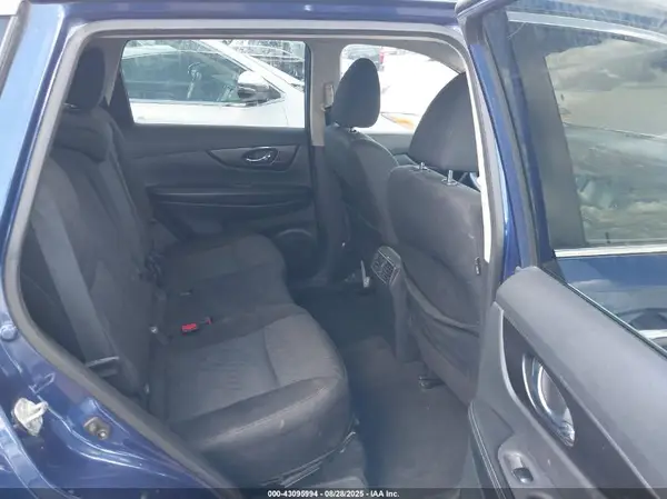 5N1AT2MV1KC787289 2019 NISSAN ROGUE - Image 8