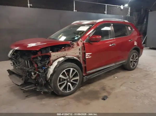 5N1AT2MV1KC788748 2019 NISSAN ROGUE - Image 2