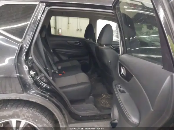 5N1AT2MV1KC791276 2019 NISSAN ROGUE - Image 8