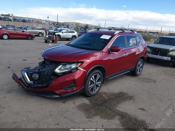 5N1AT2MV1KC814734 2019 NISSAN ROGUE - Image 2