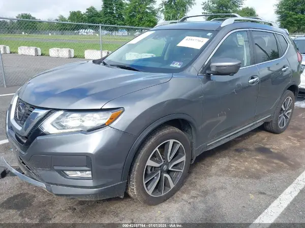 5N1AT2MV1KC816919 2019 NISSAN ROGUE - Image 2
