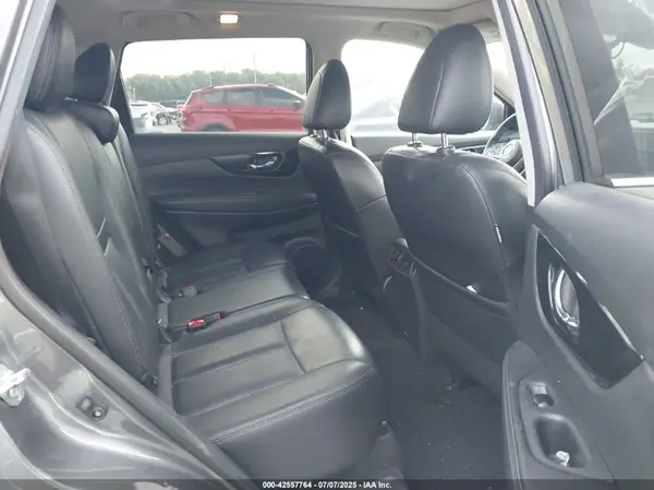 5N1AT2MV1KC816919 2019 NISSAN ROGUE - Image 8