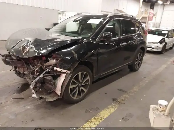 5N1AT2MV1KC824180 2019 NISSAN ROGUE - Image 2