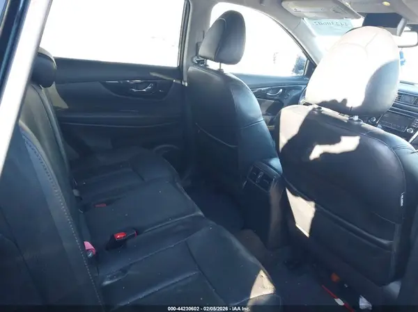 5N1AT2MV1KC825460 2019 NISSAN ROGUE - Image 8