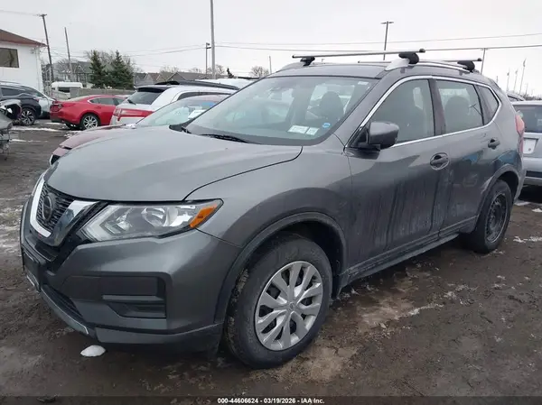 5N1AT2MV1KC827113 2019 NISSAN ROGUE - Image 2