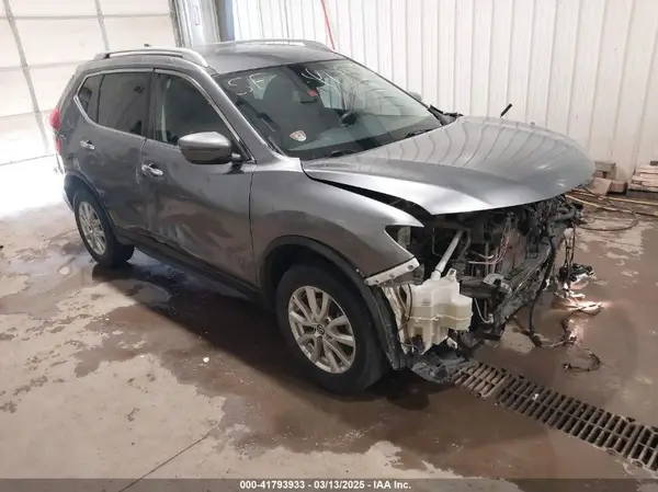 5N1AT2MV1KC827922 2019 NISSAN ROGUE - Image 1