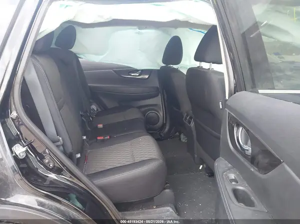 5N1AT2MV1KC830187 2019 NISSAN ROGUE - Image 8