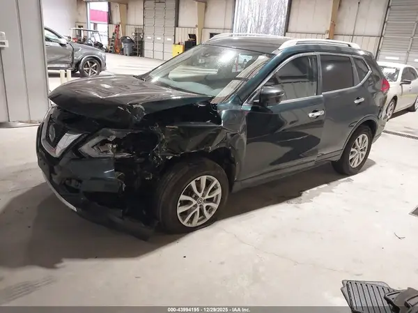 5N1AT2MV1LC732262 2020 NISSAN ROGUE - Image 2