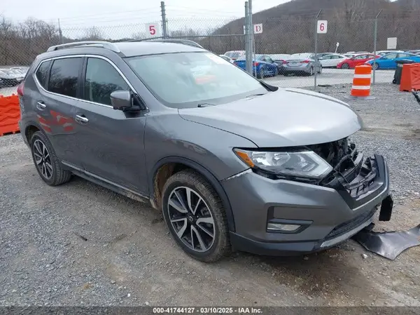 5N1AT2MV1LC744539 2020 NISSAN ROGUE - Image 1