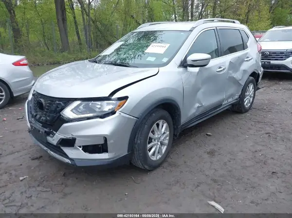 5N1AT2MV1LC749398 2020 NISSAN ROGUE - Image 2