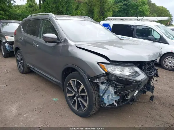 5N1AT2MV1LC752348 2020 NISSAN ROGUE - Image 1