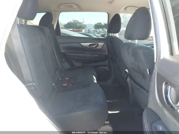 5N1AT2MV2GC736276 2016 NISSAN ROGUE - Image 8