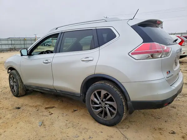 5N1AT2MV2GC760125 2016 NISSAN ROGUE - Image 2