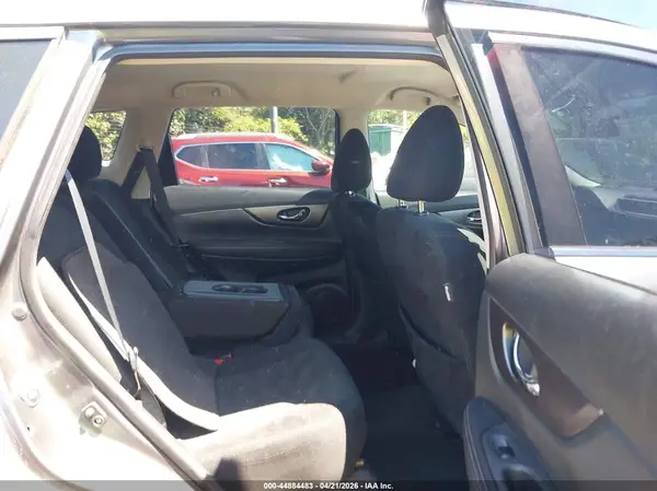 5N1AT2MV2GC760982 2016 NISSAN ROGUE - Image 8