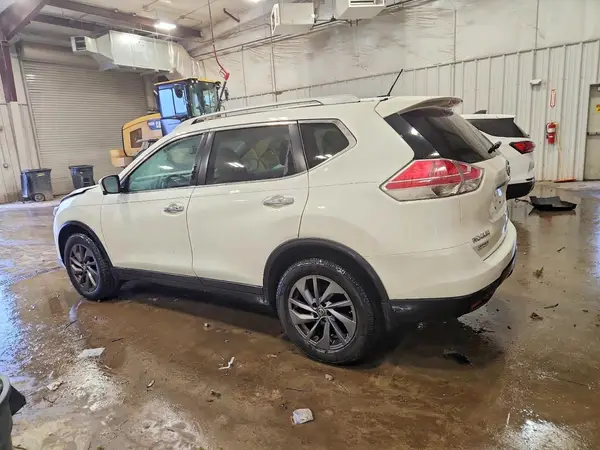 5N1AT2MV2GC769908 2016 NISSAN ROGUE - Image 2