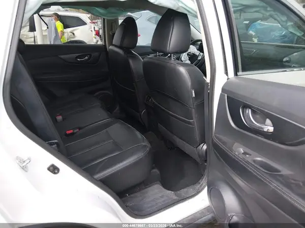 5N1AT2MV2GC783887 2016 NISSAN ROGUE - Image 8