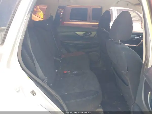 5N1AT2MV2GC796543 2016 NISSAN ROGUE - Image 8