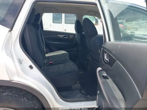 5N1AT2MV2GC809095 2016 NISSAN ROGUE - Image 8