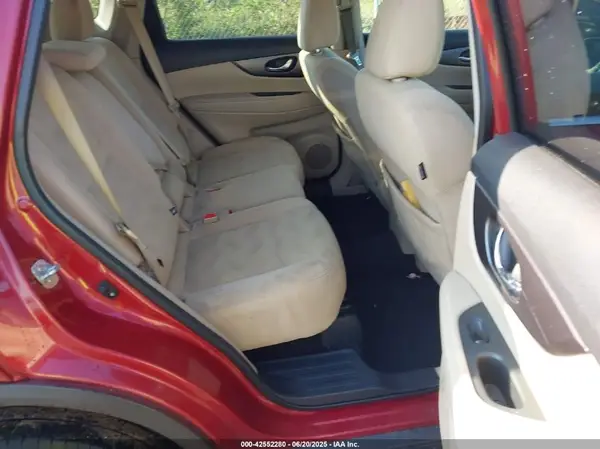 5N1AT2MV2GC811817 2016 NISSAN ROGUE - Image 8