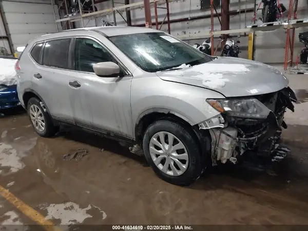 5N1AT2MV2GC813776 2016 NISSAN ROGUE - Image 1