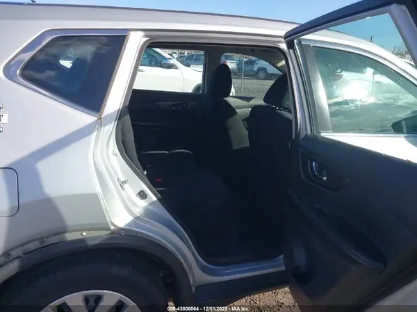 5N1AT2MV2GC844347 2016 NISSAN ROGUE - Image 8