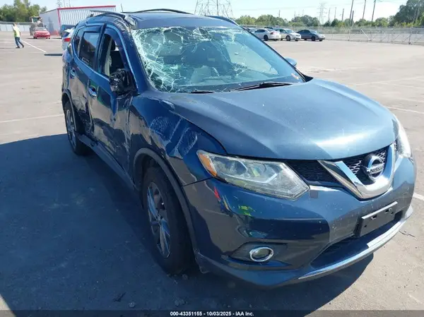 5N1AT2MV2GC876960 2016 NISSAN ROGUE - Image 1