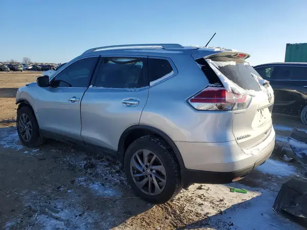 5N1AT2MV2GC879924 2016 NISSAN ROGUE - Image 2