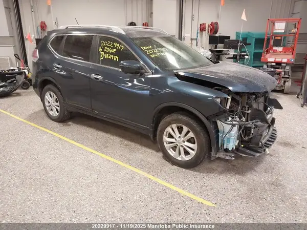 5N1AT2MV2GC882984 2016 NISSAN ROGUE - Image 1