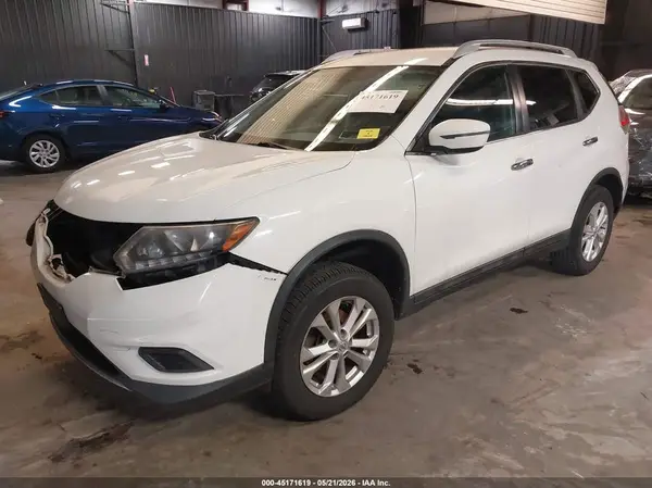 5N1AT2MV2GC895685 2016 NISSAN ROGUE - Image 2