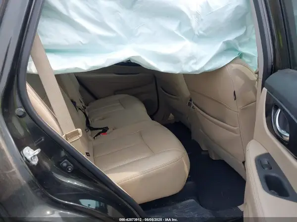 5N1AT2MV2GC897159 2016 NISSAN ROGUE - Image 8