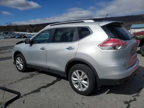 5N1AT2MV2GC899719 2016 NISSAN ROGUE - Image 2