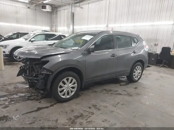 5N1AT2MV2GC917832 2016 NISSAN ROGUE - Image 2