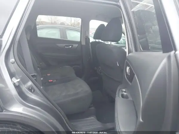 5N1AT2MV2GC923906 2016 NISSAN ROGUE - Image 8