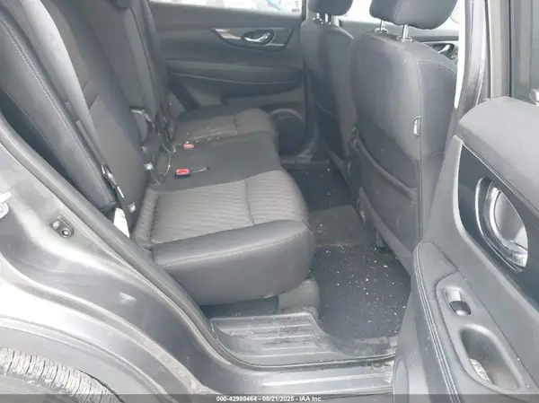 5N1AT2MV2HC730575 2017 NISSAN ROGUE - Image 8