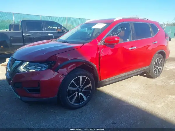 5N1AT2MV2HC732780 2017 NISSAN ROGUE - Image 2