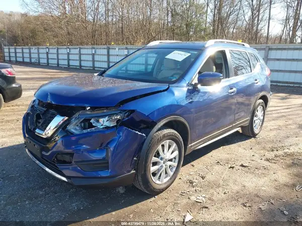 5N1AT2MV2HC735825 2017 NISSAN ROGUE - Image 2