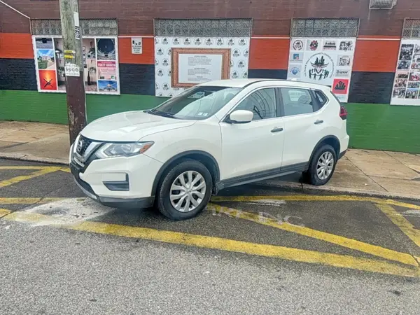 5N1AT2MV2HC736635 2017 NISSAN ROGUE - Image 2