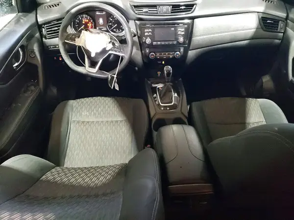 5N1AT2MV2HC739972 2017 NISSAN ROGUE - Image 8