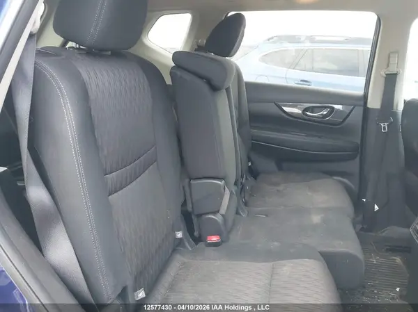 5N1AT2MV2HC740037 2017 NISSAN ROGUE - Image 8