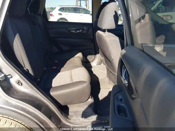 5N1AT2MV2HC744296 2017 NISSAN ROGUE - Image 8