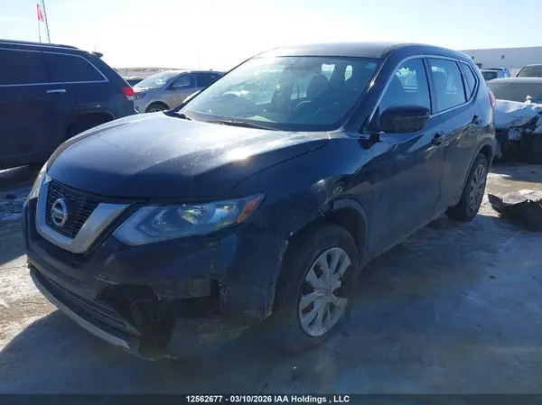 5N1AT2MV2HC753810 2017 NISSAN ROGUE - Image 2