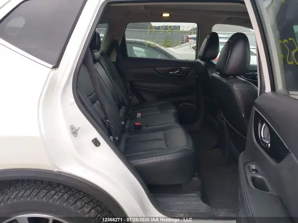 5N1AT2MV2HC758537 2017 NISSAN ROGUE - Image 8