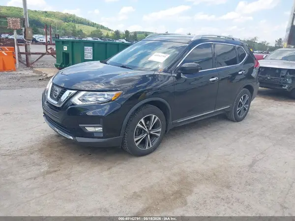 5N1AT2MV2HC760403 2017 NISSAN ROGUE - Image 2