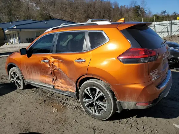 5N1AT2MV2HC761048 2017 NISSAN ROGUE - Image 2