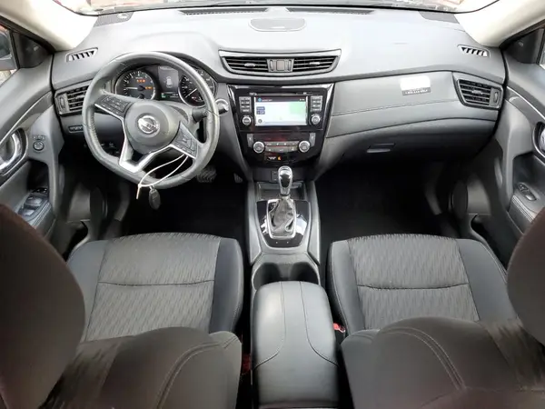 5N1AT2MV2HC762409 2017 NISSAN ROGUE - Image 8