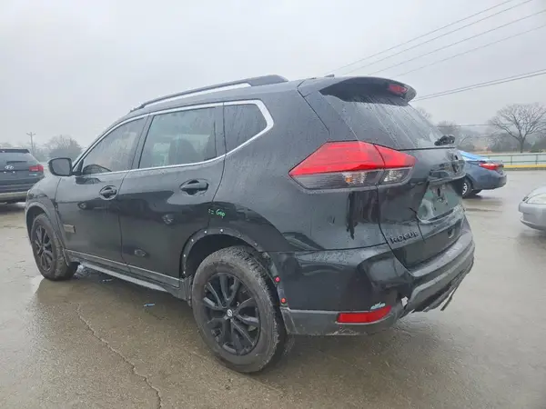 5N1AT2MV2HC763432 2017 NISSAN ROGUE - Image 2