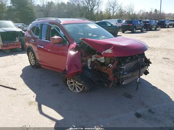 5N1AT2MV2HC768128 2017 NISSAN ROGUE - Image 1