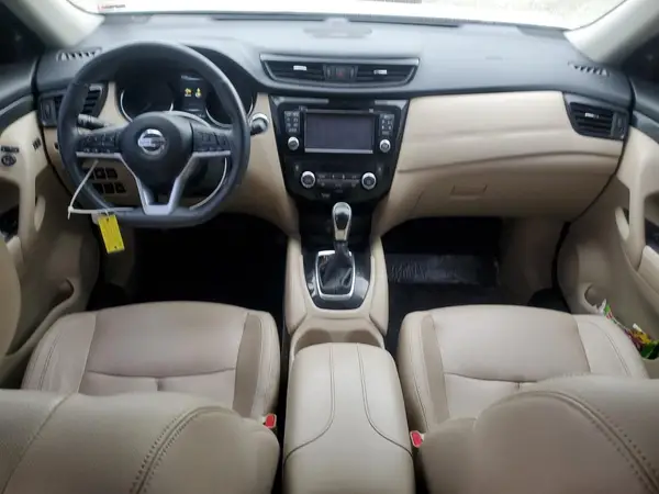 5N1AT2MV2HC768372 2017 NISSAN ROGUE - Image 8