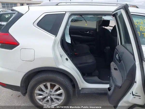 5N1AT2MV2HC772003 2017 NISSAN ROGUE - Image 8