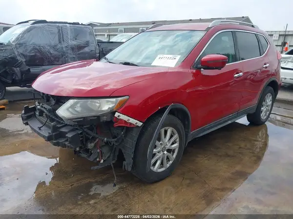 5N1AT2MV2HC775841 2017 NISSAN ROGUE - Image 2